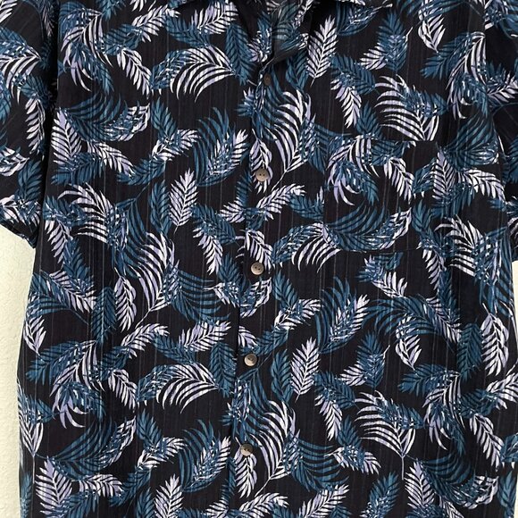 Van Heusen Men’s Air Short Sleeve Button Down Shirt – Blue Leaf Print – Size XL - Picture 7 of 15
